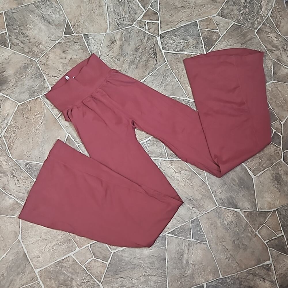NWOT Free People Movement Good Karma Flare Leggings Sz XS/S - Picture 6 of 9
